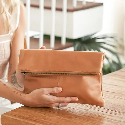 Clutch (Bolso de Mano) 2